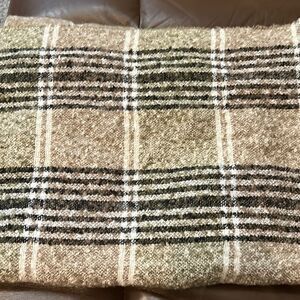 T.p.o infinity scarf. Size 32.5x24